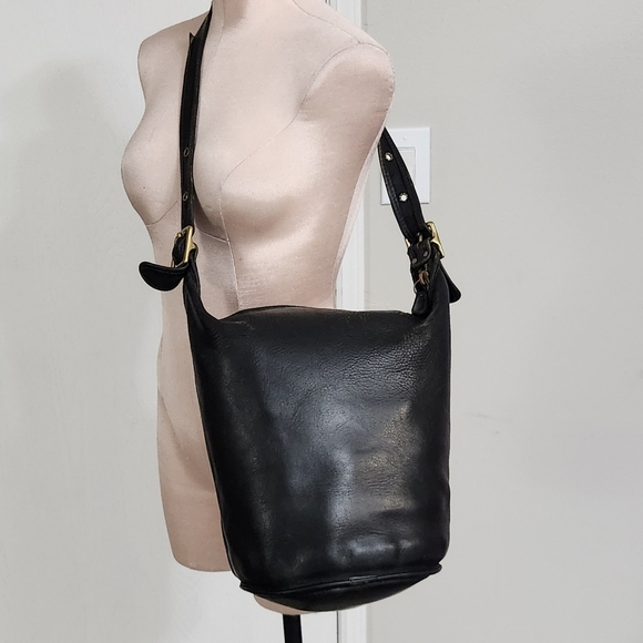Vintage Coach Duffle Leather Bag - Picture 1 of 14